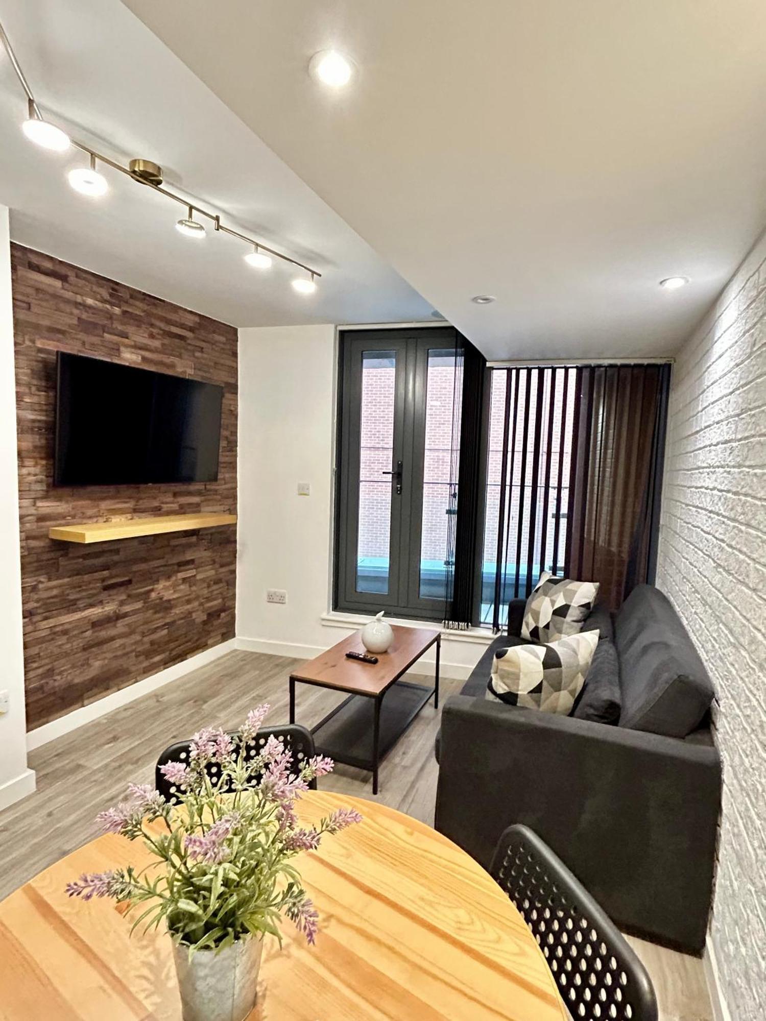 One Bed Apartment - City Centre แมนเชสเตอร์ ภายนอก รูปภาพ