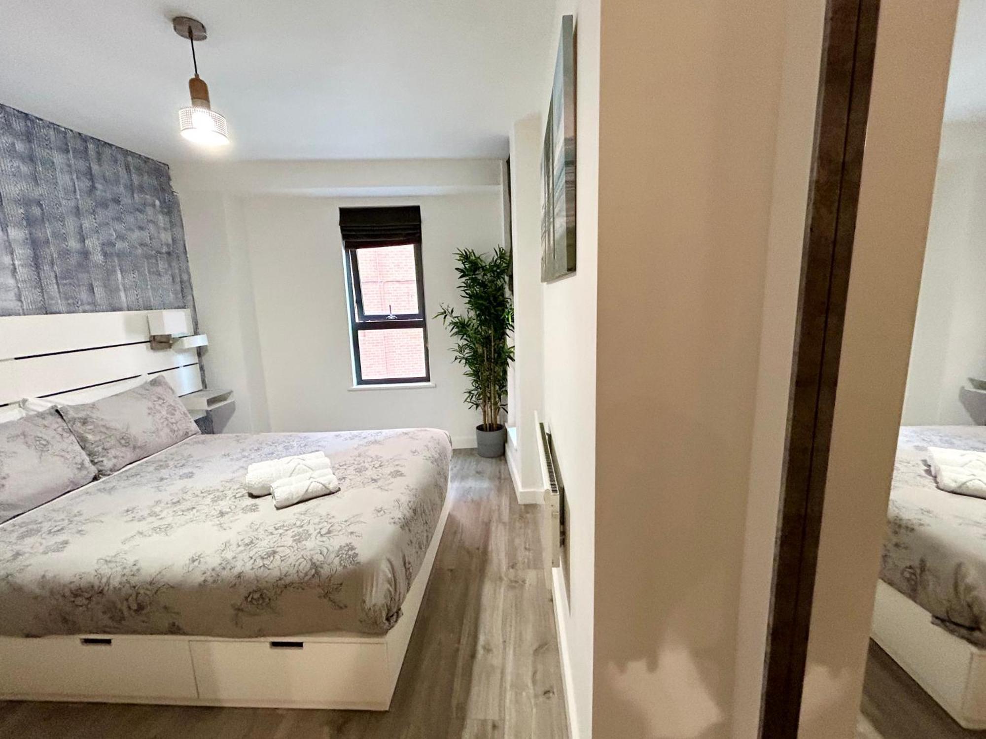 One Bed Apartment - City Centre แมนเชสเตอร์ ภายนอก รูปภาพ